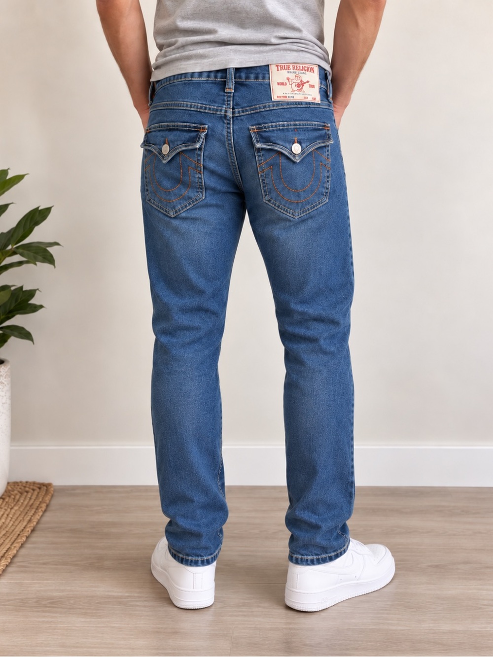True Religion Geno Relaxed Slim Jeans Men’s 33x32 Blue Wash